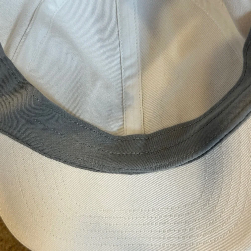 Under Armour Women's Hat Adjustable Strapback‎ UA Free Fit White Casual Cap NEW